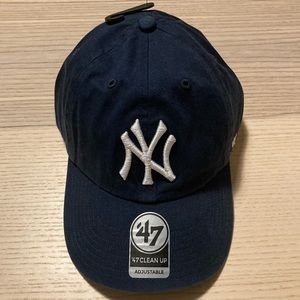 Navy New York Yankees ‘47 Clean Up SnapBack cap